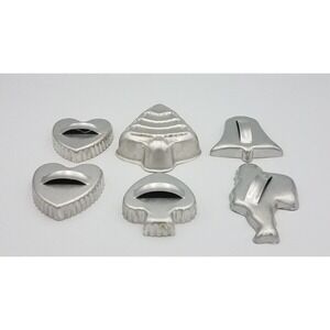 Vintage Lot of 6 Aluminum Metal Cookie Cutters Various Seasons‎